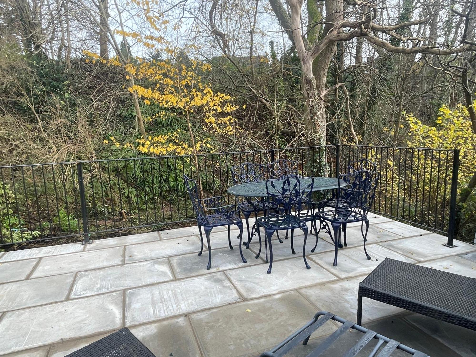 Riverside 2 Bedroom Townhouse With Car Charger Abergavenny Bagian luar foto